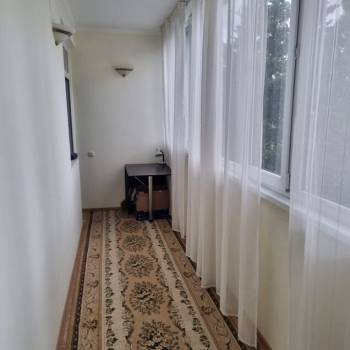 Сдается 1-комнатная квартира, 54 м²