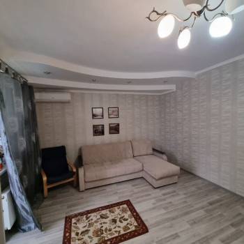 Сдается 1-комнатная квартира, 54 м²