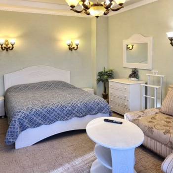 Сдается 2-х комнатная квартира, 95 м²