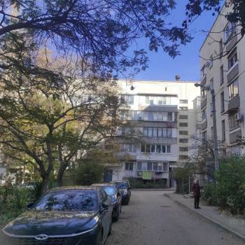 Продается 1-комнатная квартира, 27,4 м²