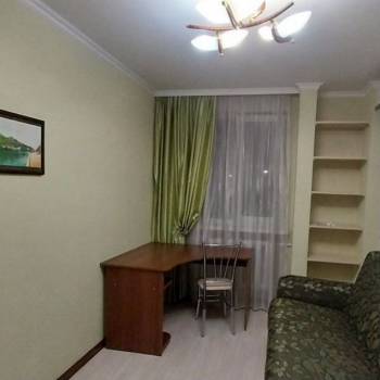 Сдается Многокомнатная квартира, 56 м²