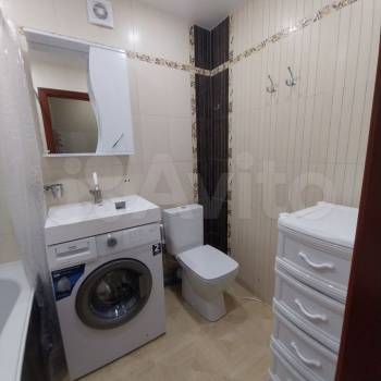 Сдается Многокомнатная квартира, 56 м²