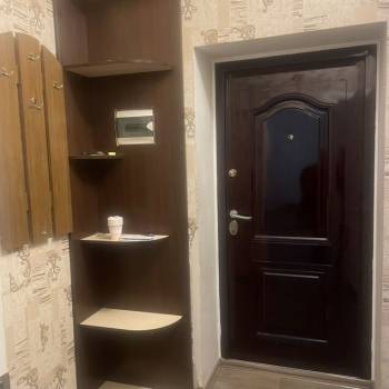 Сдается 1-комнатная квартира, 66 м²