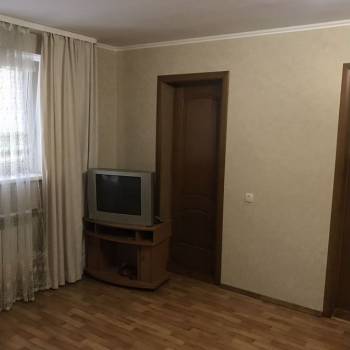 Сдается 2-х комнатная квартира, 80 м²