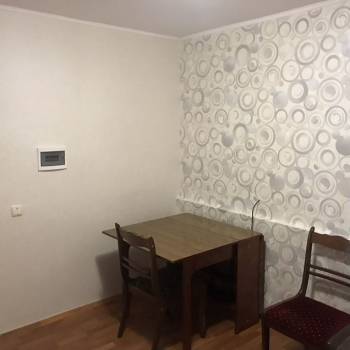 Сдается 2-х комнатная квартира, 80 м²