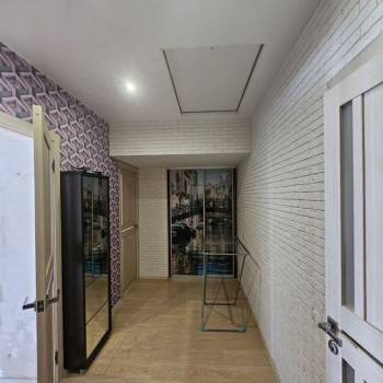 Сдается 1-комнатная квартира, 60 м²