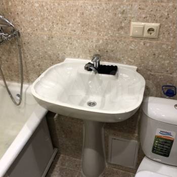 Сдается 1-комнатная квартира, 38,4 м²