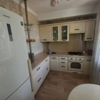 Сдается Многокомнатная квартира, 57 м²