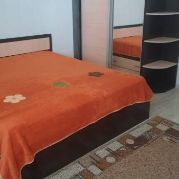 Сдается 2-х комнатная квартира, 75 м²