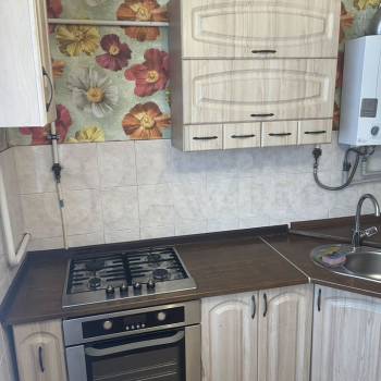 Сдается 1-комнатная квартира, 40 м²