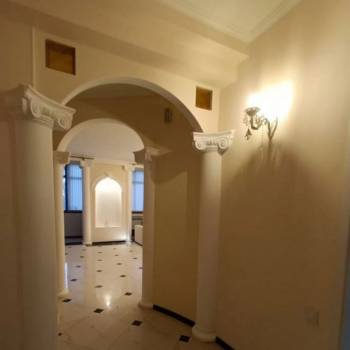 Продается Многокомнатная квартира, 139,2 м²