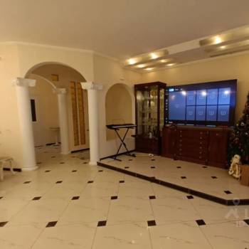 Продается Многокомнатная квартира, 139,2 м²