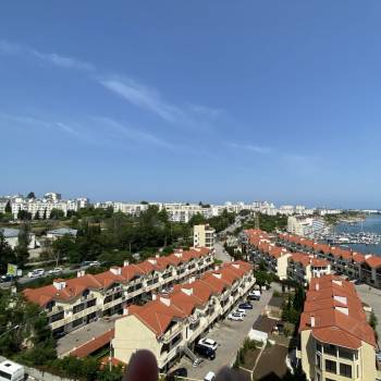 Сдается 1-комнатная квартира, 45 м²