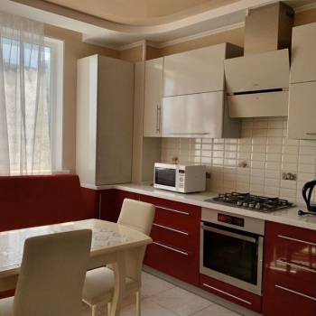 Сдается 1-комнатная квартира, 55 м²