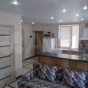 Сдается 1-комнатная квартира, 40 м²