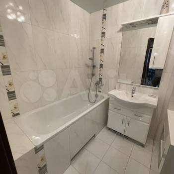 Сдается 2-х комнатная квартира, 60 м²