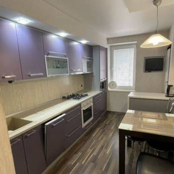 Сдается 2-х комнатная квартира, 60 м²