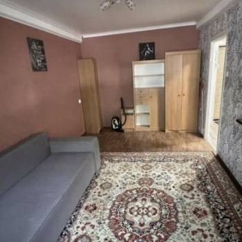 Продается 1-комнатная квартира, 30 м²