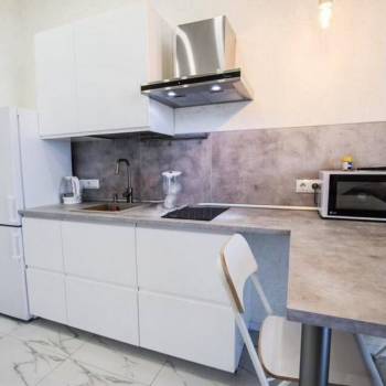 Продается 1-комнатная квартира, 45 м²