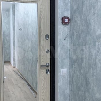 Продается 1-комнатная квартира, 55,6 м²