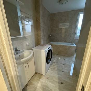 Сдается 2-х комнатная квартира, 65 м²