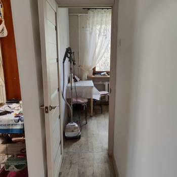 Продается 1-комнатная квартира, 32 м²