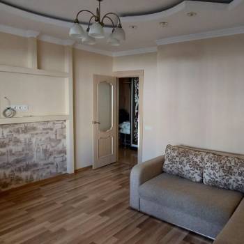 Сдается 1-комнатная квартира, 42 м²