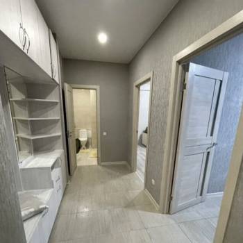 Продается 1-комнатная квартира, 40,6 м²