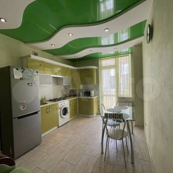 Сдается 1-комнатная квартира, 50 м²