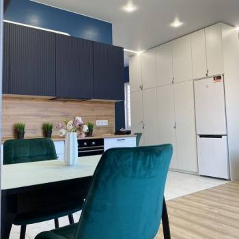 Продается 1-комнатная квартира, 43 м²