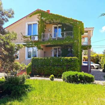 Продается Дом, 240 м²