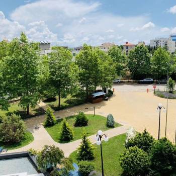 Продается 1-комнатная квартира, 42,2 м²