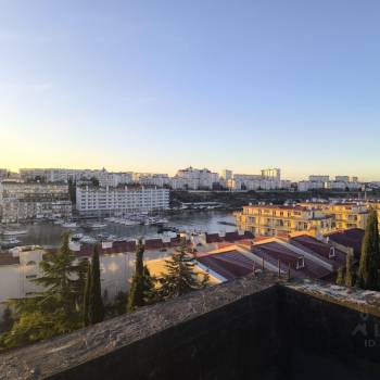 Продается Дом, 295 м²