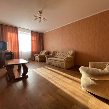 Сдается 2-х комнатная квартира, 65 м²