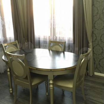 Продается Многокомнатная квартира, 140 м²