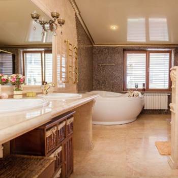 Продается Дом, 305 м²