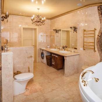 Продается Дом, 305 м²