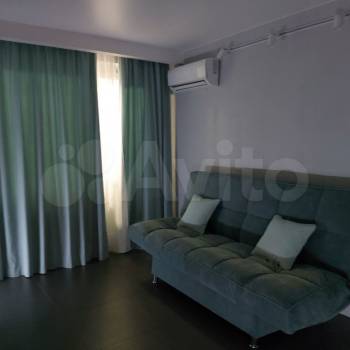 Сдается 1-комнатная квартира, 39 м²