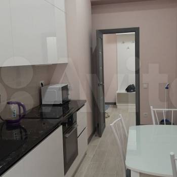 Сдается 1-комнатная квартира, 40 м²