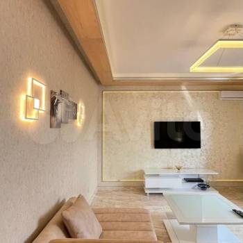 Сдается 2-х комнатная квартира, 76 м²