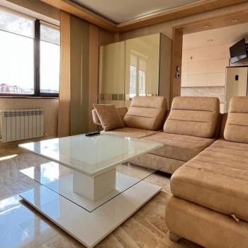 Сдается 2-х комнатная квартира, 76 м²