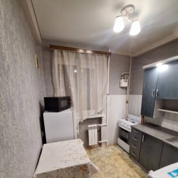 Сдается 1-комнатная квартира, 37 м²