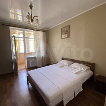 Сдается 1-комнатная квартира, 42 м²