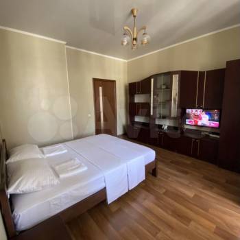 Сдается 1-комнатная квартира, 42 м²