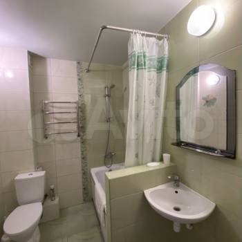 Сдается 1-комнатная квартира, 42 м²