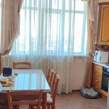 Продается 2-х комнатная квартира, 71 м²