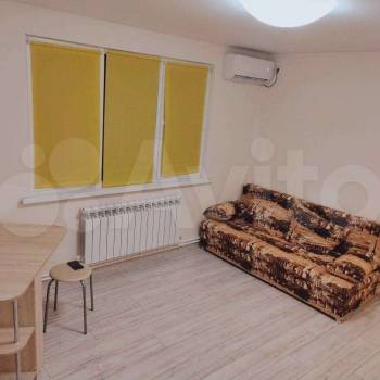 Сдается 1-комнатная квартира, 35 м²
