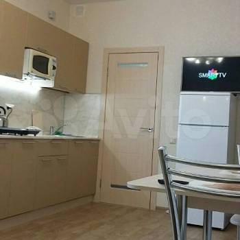 Сдается 1-комнатная квартира, 40 м²