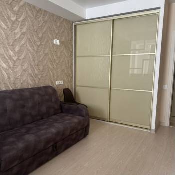 Сдается 1-комнатная квартира, 50 м²