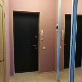 Сдается 1-комнатная квартира, 42 м²